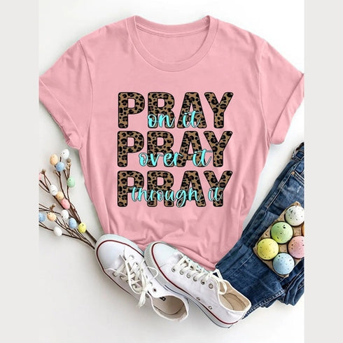 'Pray All Day' Short Sleeve Print T-Shirt - Celes Fashion